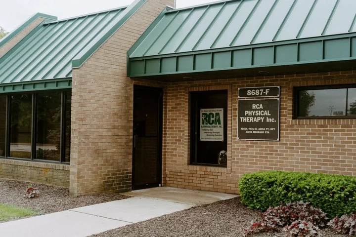 The entrance to RCA Physical Therapy in Merrillville